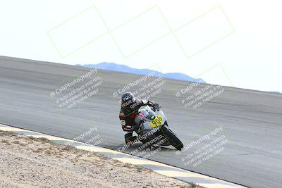 media/Feb-27-2022-CVMA (Sun) [[a3977b6969]]/Race 6 500 Supersport-350 Supersport (Holeshot)/